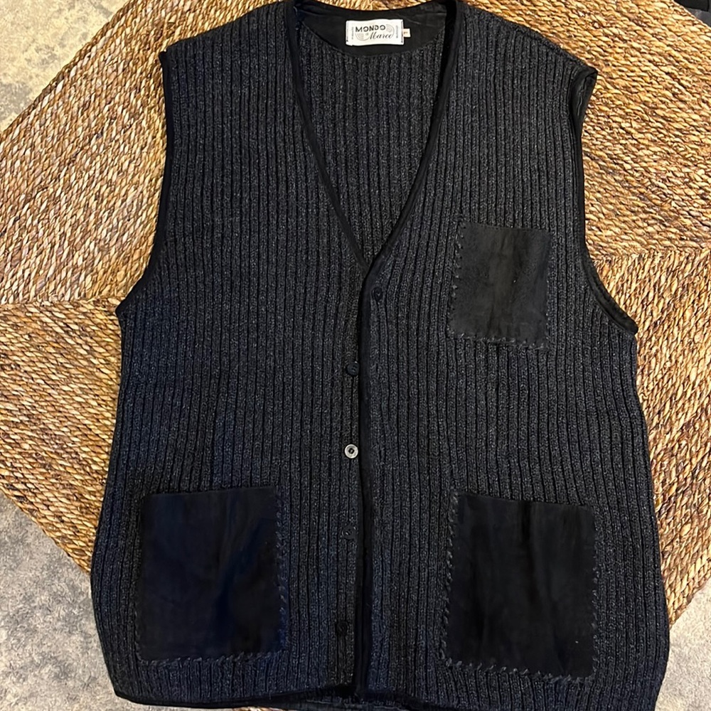 Firenze Mondo D Marco sweater vest with suede pockets